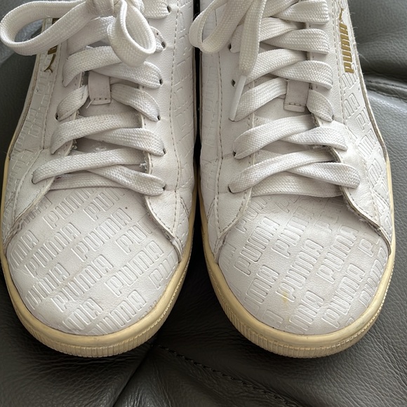 Puma white shoe. - Picture 5 of 5